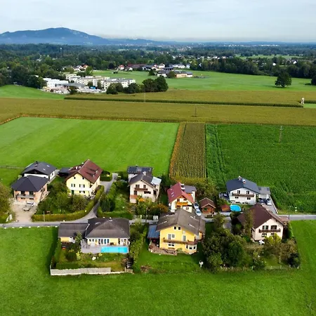 Exclusive Hideaway Untersberg Ubytování v soukromí Grödig